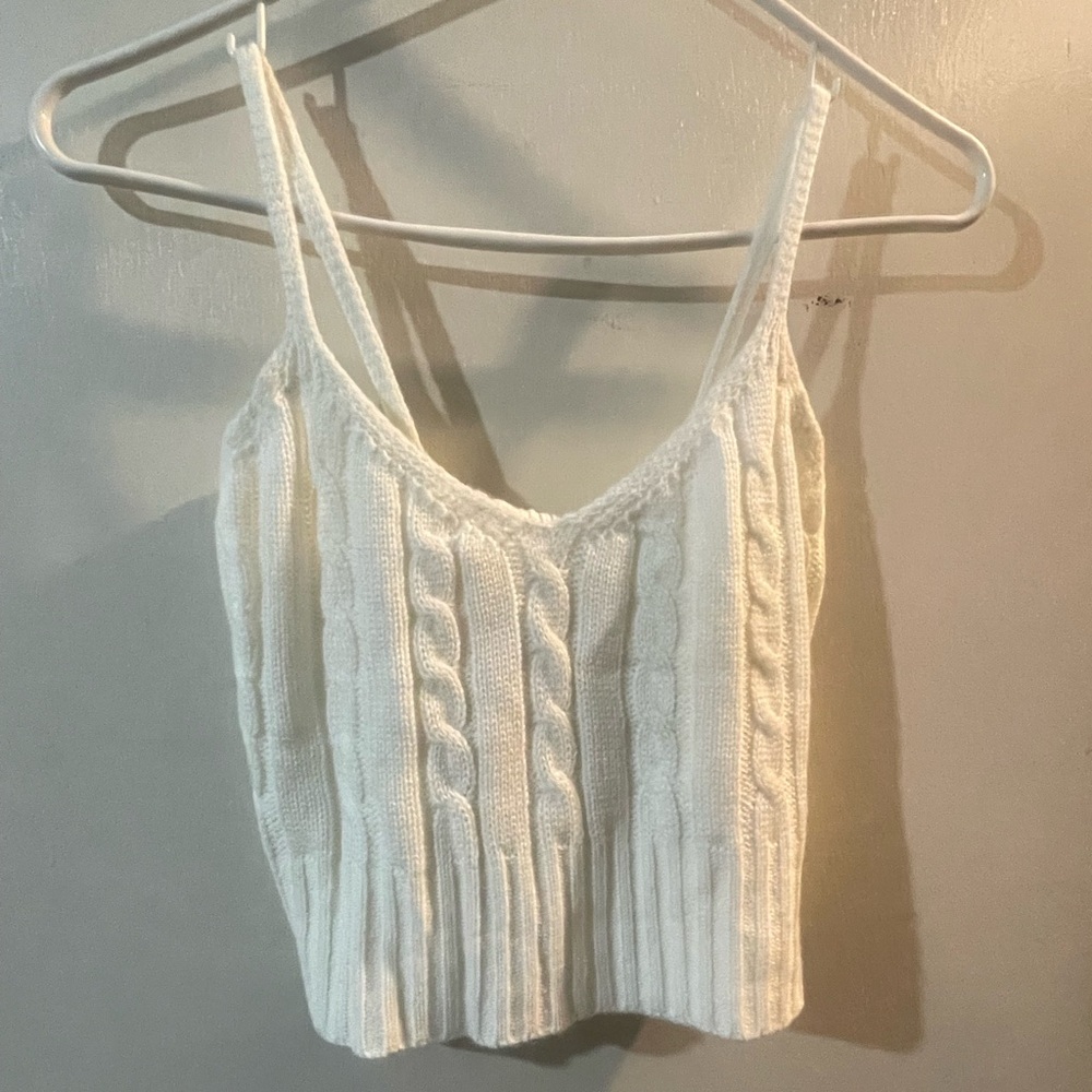Small cropped white tank top - Picture 1 of 3